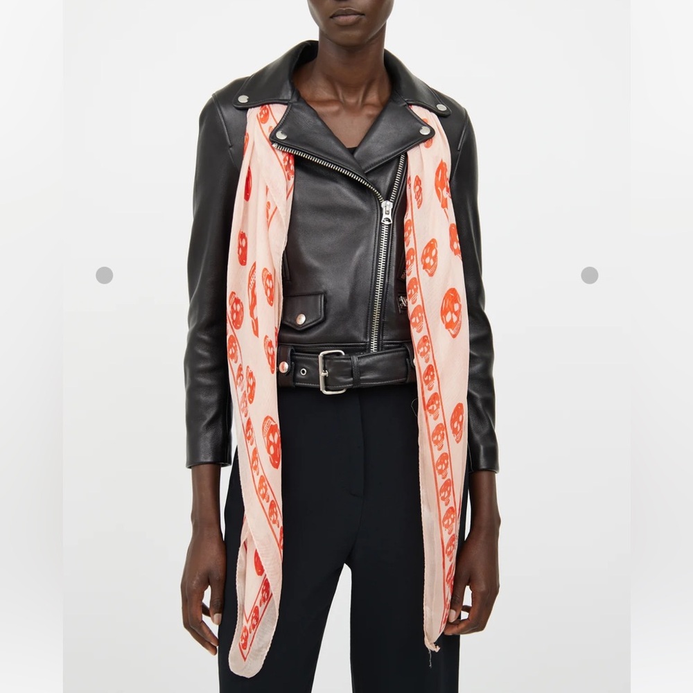 Alexander McQueen skull scarf